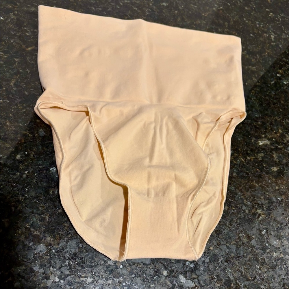 ⭐️Skims Core Control Solutionwear Briefs in Clay Size 4X/5X Shapewear⭐️ NWOT